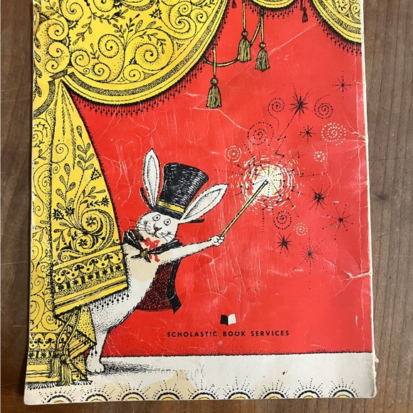 Book : (vintage 1977)Give a Magic Show Book by Burton and Rita Marks - Picture 3 of 11